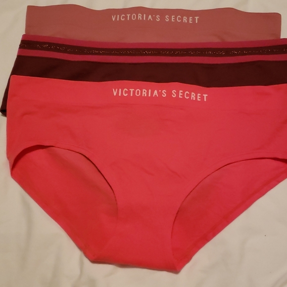 3 Victoria secret woman hiphugger/ hipeter - Picture 3 of 4